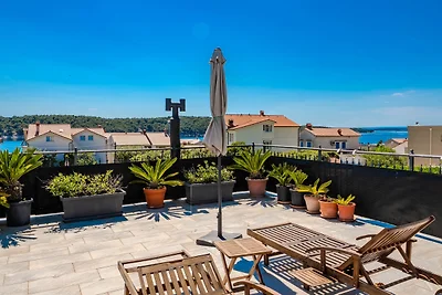 Holiday Home Capella - Rab by Villas Guide