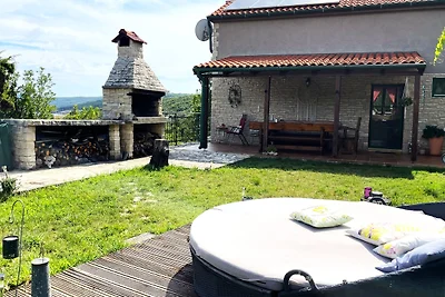 Villa Ruby beachfront by Villas Guide