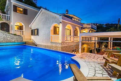 Vila Iris - Opatija by Villas Guide