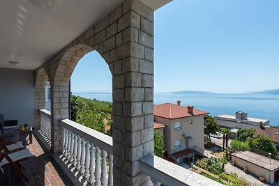 Apartman Max 2 by Villas Guide