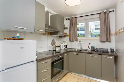 Apartman Sunshine Njivice Krk by Villas Guide