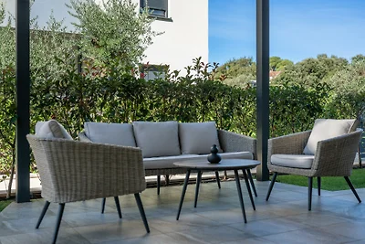 Apartment Megi by Villas Guide