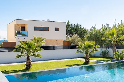 Suva Punta Elite by Villas Guide