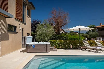 Villa Vallis by Villas Guide