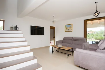 Villa Modriola - Makarska by Villas Guide