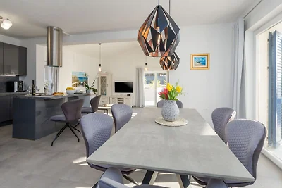 Villa Camelia by Villas Guide