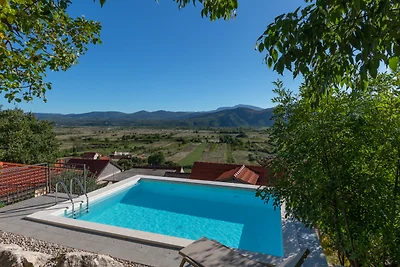 Villa Pave-Makarska by Villas Guide