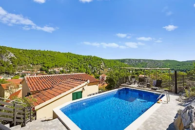 Villa Vista by Villas Guide