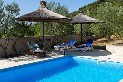 Country house Maslina by Villas Guide