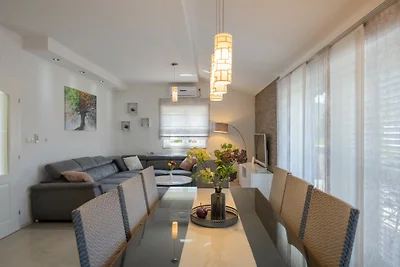Villa Klarita - Makarska by Villas Guide