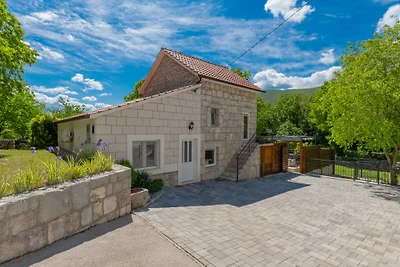 Villa Veronika - Makarska by Villas Guide