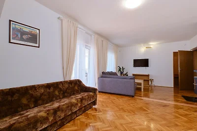 Apartment Mediera sea view 2 by Villas Guide