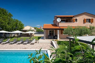 Villa Gita by Villas Guide