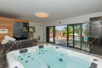 Villa Mia by Villas Guide