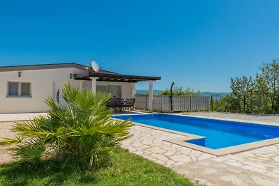 Villa Sanda - Makarska by Villas Guide