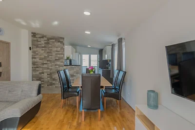 Villa Sanda - Makarska by Villas Guide