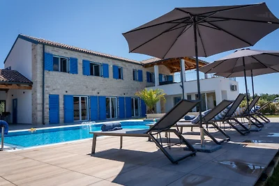 Villa Blue Moon by Villas Guide