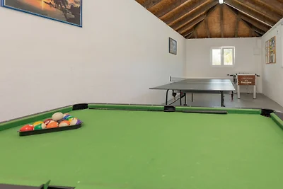 Villa Popovica Dvori by Villas Guide