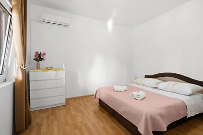 Holiday Home San by Villas Guide