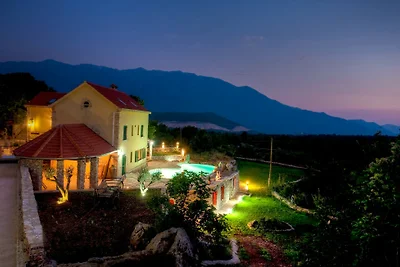 Villa Olka-Makarska by Villas Guide