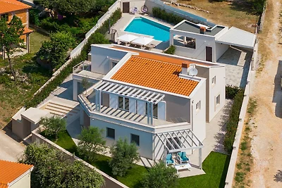 Villa Cissa by Villas Guide