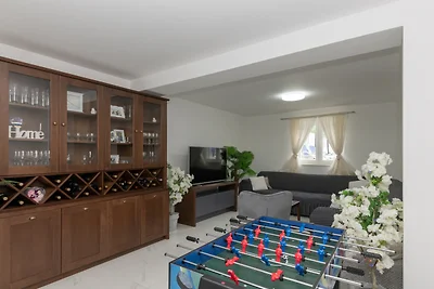 Star Hill - Makarska by Villas Guide