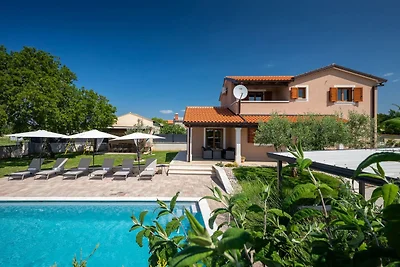 Villa Gita by Villas Guide