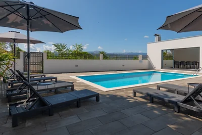 Villa Ella - Imotski by Villas Guide