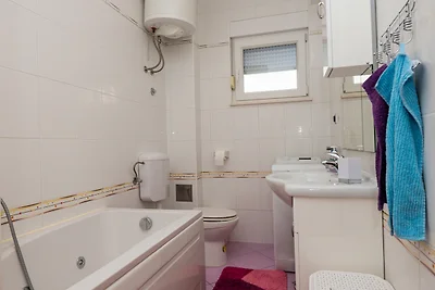 Apartman Olivera-Trogir by Villas Guide