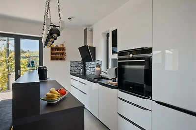 Villa B&U by Villas Guide