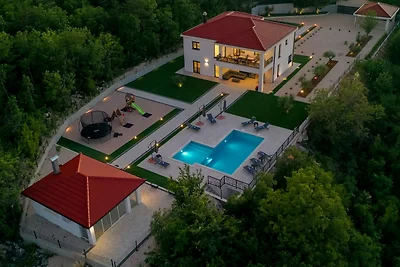 Villa Lea-Makarska by Villas Guide