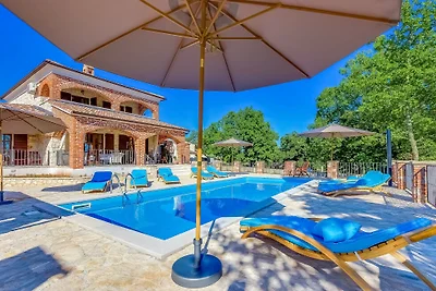 Villa Olea - Višnjan by Villas Guide