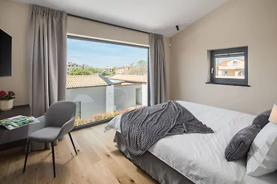Villa Palmeta by Villas Guide
