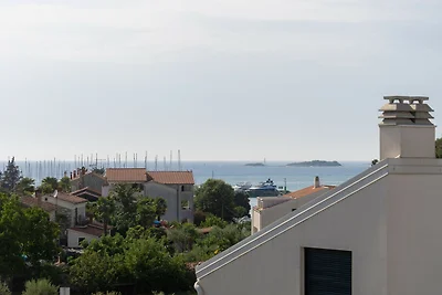 Beautiful Villa Moon near sea in Vrsar