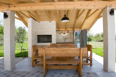 Villa Modriola - Makarska by Villas Guide