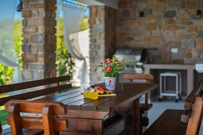 Casa Nona Anica by Villas Guide