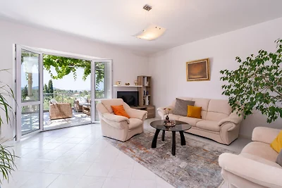 Villa None Kate by Villas Guide