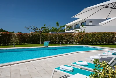 Villa Nada by Villas Guide