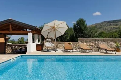 Holiday home Lišnjak by Villas Guide