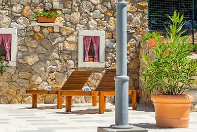 Villa Imortele aria with pool by Villas Guide