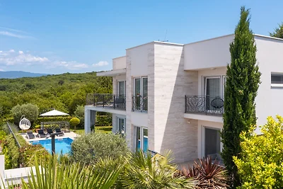 Villa Zarra by Villas Guide