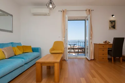 Villa Elizabeta Makarska by Villas Guide