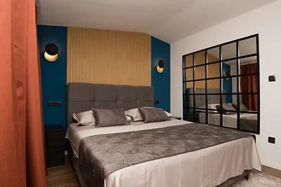 Villa 3QB - Split by Villas Guide