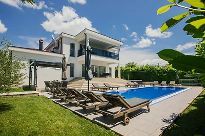 Villa Antonija-Makarska by Villas Guide
