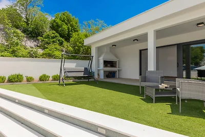 Villa Rusula -Makarska by Villas Guide