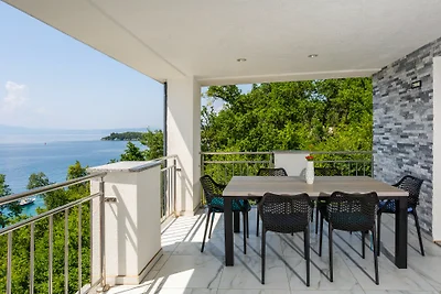 Villa Nada sea view&whirpool island Krk by...
