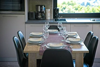Holiday Home Lipa by Villas Guide