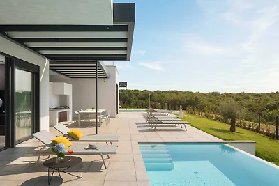 Modern villa Noble with view and pool in Bale