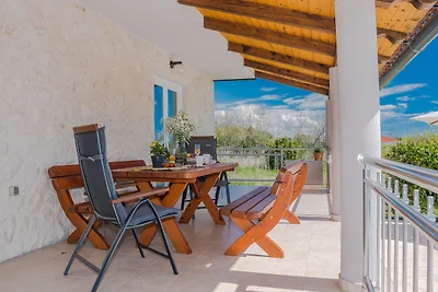 Villa Olive-Privlaka by Villas Guide