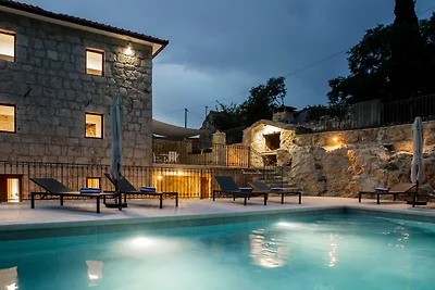 Villa Mila - Makarska by Villas Guide